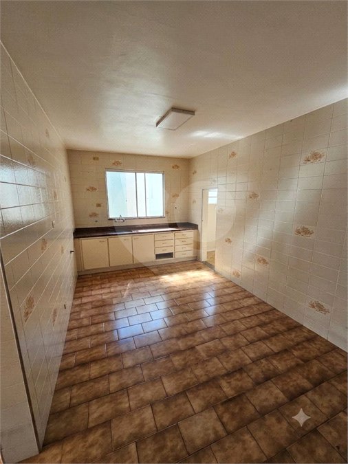 Casa à venda ou para alugar com 5 quartos, sendo 1 suíte, no Centro, Salto, SP