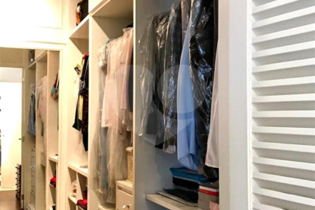 Apartamento à venda com 3 suítes em Vila Mariana, São Paulo, SP
