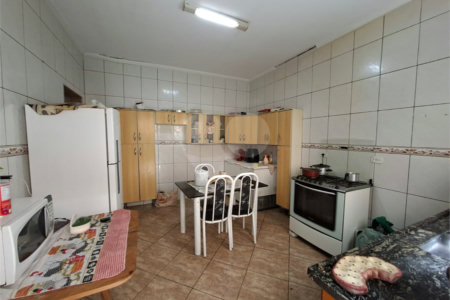 Casa à venda com 4 quartos, sendo 1 suíte,  em Vila Santa Maria, Guarulhos, SP