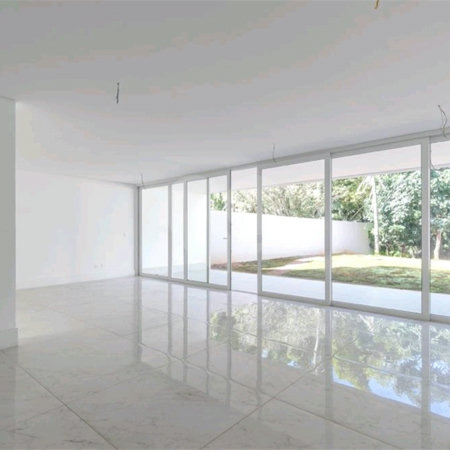 Casa à venda com 4 suítes no condomínio Hípica Garden, São Paulo - SP