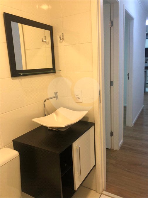 Apartamento à venda ou para alugar com 2 quartos em Parque Vitória, São Paulo, SP