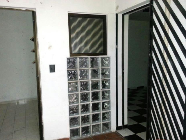 Sobrado à venda com 6 quartos em Vila Nova Cachoeirinha, São Paulo, SP