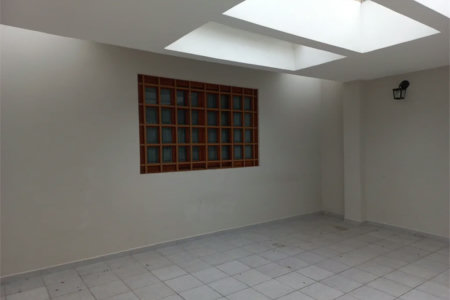 Sobrado à venda com 4 quartos, sendo 3 suítes,  em Cidade São Francisco, São Paulo, SP