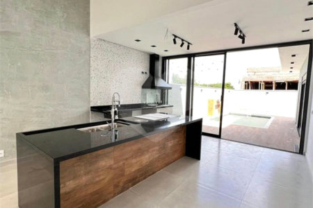 Casa à venda com 3 suítes no condomínio Residencial Golden Ville, Itapetininga - SP