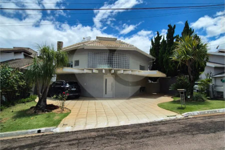 Casa à venda ou para alugar com 3 quartos, sendo 1 suíte, no condomínio Villagio Capriccio, Louveira - SP