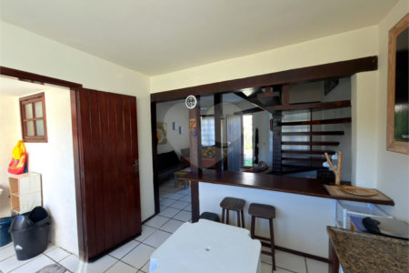 Casa em condomínio à venda com 2 suítes em Peró, Cabo Frio, RJ