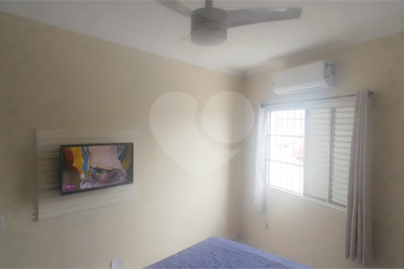 Apartamento à venda com 2 quartos em Maracanã, Praia Grande, SP