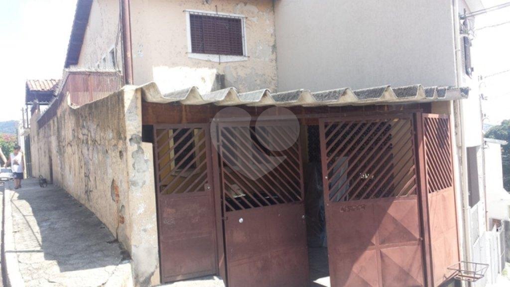 Sobrado à venda com 3 quartos em Tremembé, São Paulo, SP