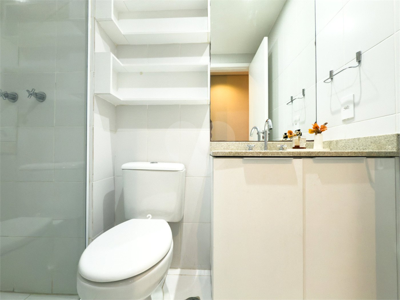 Apartamento à venda com 2 quartos, sendo 1 suíte, em Jardim Prudência, São Paulo, SP