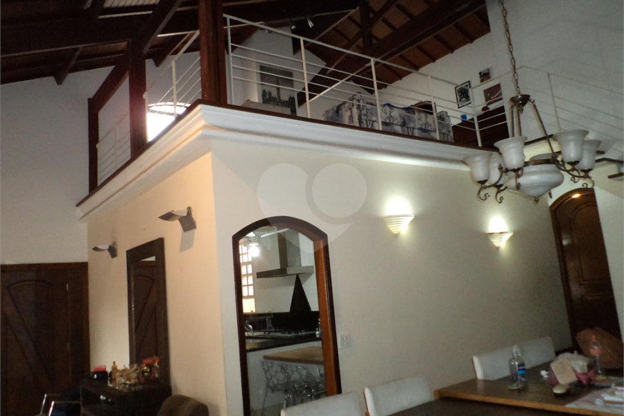 Sobrado à venda com 3 quartos, sendo 1 suíte,  em Jardim Franca, São Paulo, SP
