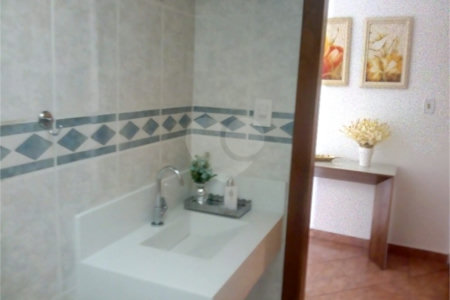 Casa Térrea à venda com 3 quartos, sendo 2 suítes, em Vila Rosália, Guarulhos, SP