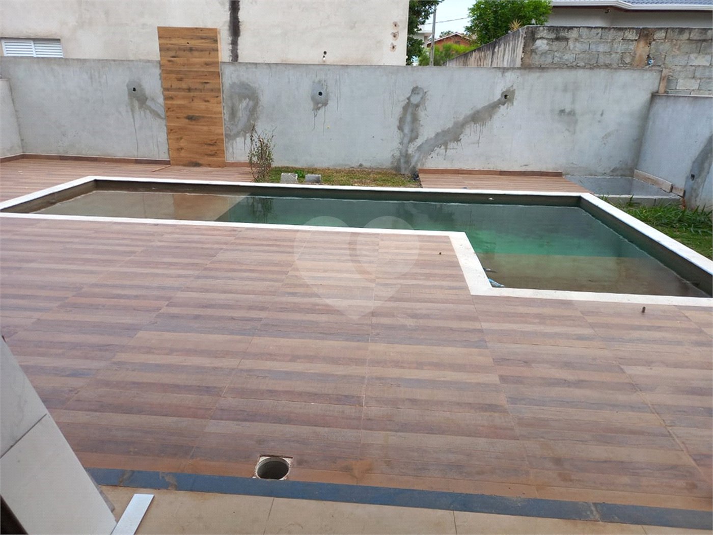 Casa à venda com 3 suítes no condomínio Atibaia Park I, Atibaia - SP
