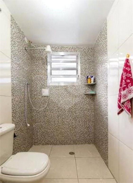 Sobrado à venda com 4 quartos, sendo 1 suíte,  em Vila Dalila, São Paulo, SP