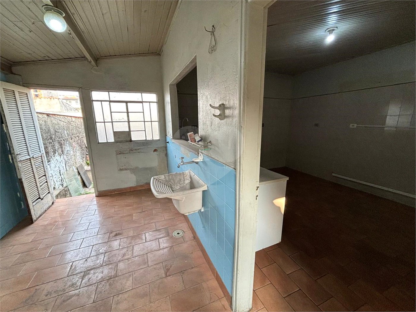 Casa à venda com 2 quartos no Centro, Salto, SP
