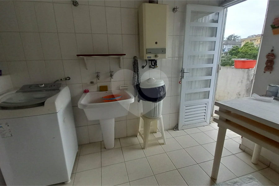 Sobrado à venda com 5 quartos em Tremembé, São Paulo, SP