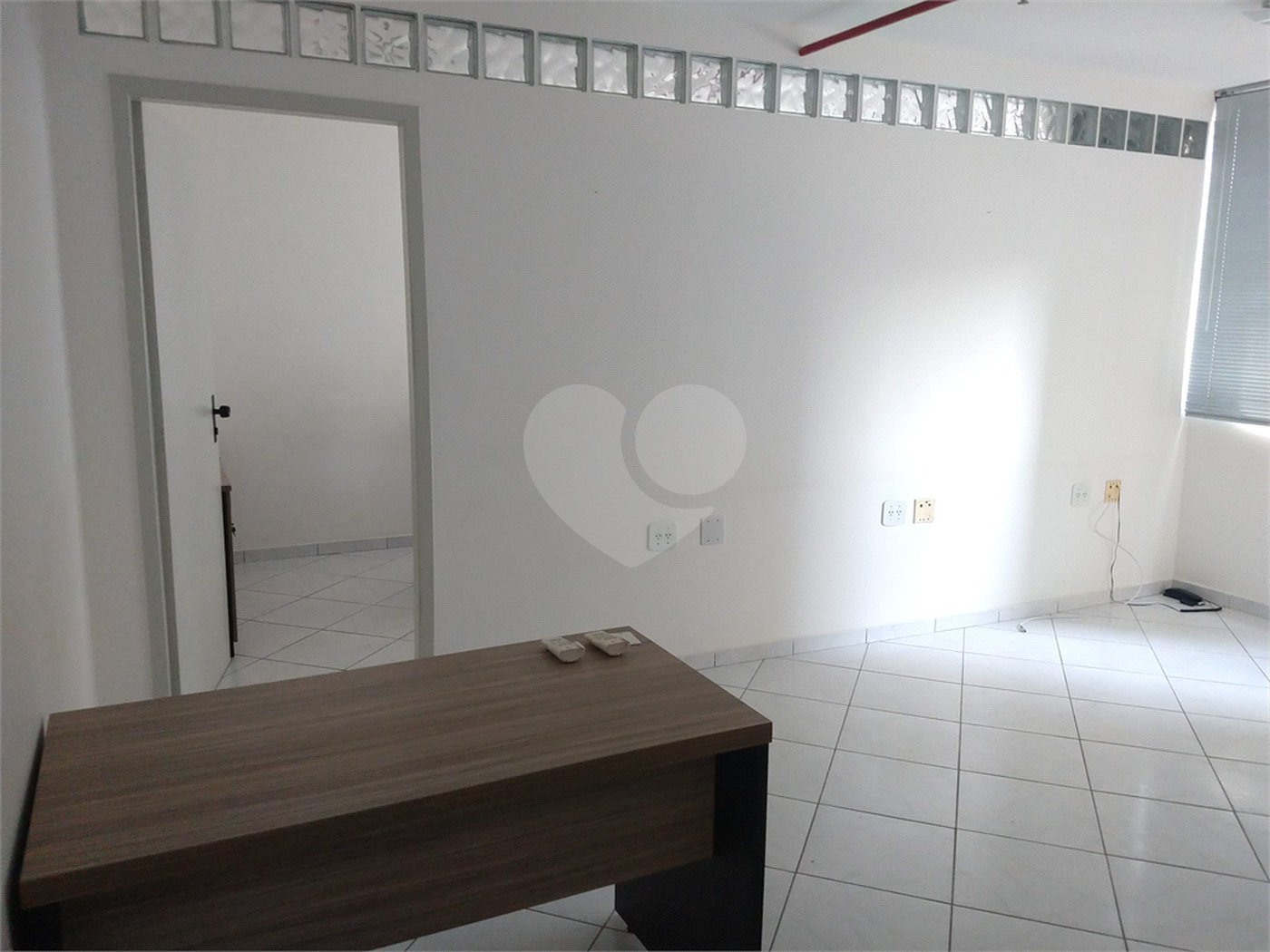 Sala à venda com 1 quarto em Vila Olímpia, São Paulo, SP