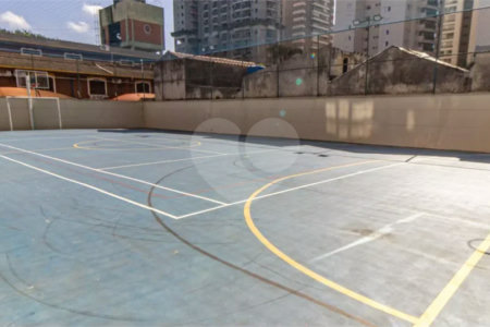 Apartamento à venda na Moóca, 68m², 2 dormitórios, 1 suíte, 1 vaga, ar condicionado, varanda, lazer completo