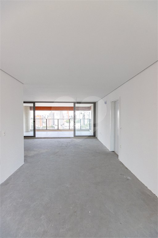 Apartamento à venda com 4 suítes em Campo Belo, São Paulo, SP