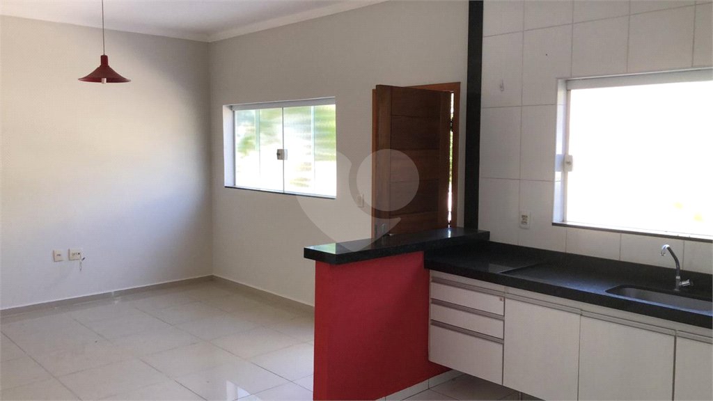 Casa à venda com 3 quartos, sendo 1 suíte, no condomínio Vista Verde, Indaiatuba - SP