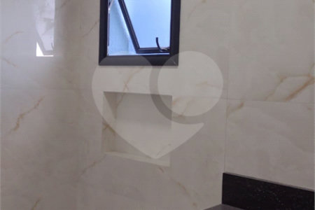 Sobrado à venda com 3 quartos, sendo 1 suíte, em Villa Di Cesar, Mogi das Cruzes, SP
