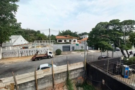 Sobrado à venda com 5 suítes em Jardim Morumbi, São Paulo, SP