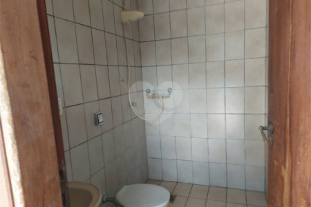 Sobrado à venda com 5 quartos, sendo 4 suítes, em Santa Rosa, Vinhedo, SP
