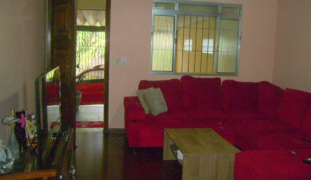 Casa à venda com 3 quartos, sendo 1 suíte, em Jardim Colombo, São Paulo, SP