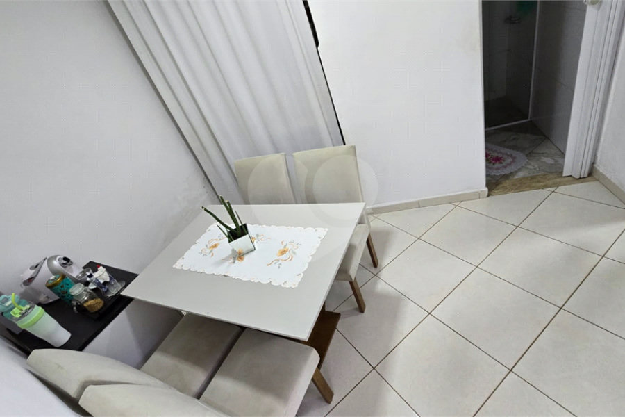 Casa à venda com 2 quartos, sendo 1 suíte,  em Vila Bonilha, São Paulo, SP