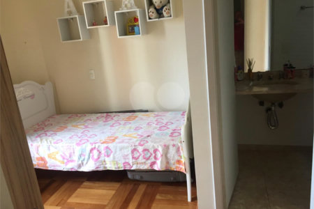 Apartamento à venda com 3 suítes em Vila Suzana, São Paulo, SP