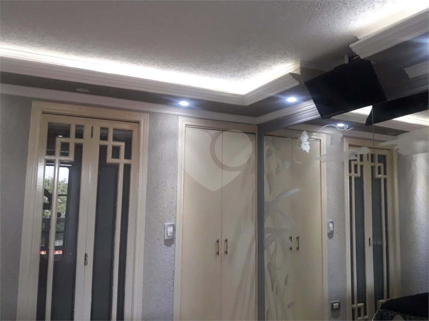 Sobrado à venda com 3 quartos, sendo 1 suíte, em Vila Milton, Guarulhos, SP