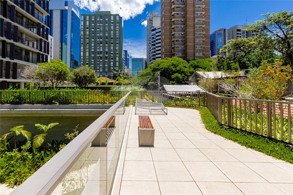 Apartamento à venda com 3 suítes em Itaim Bibi, São Paulo, SP