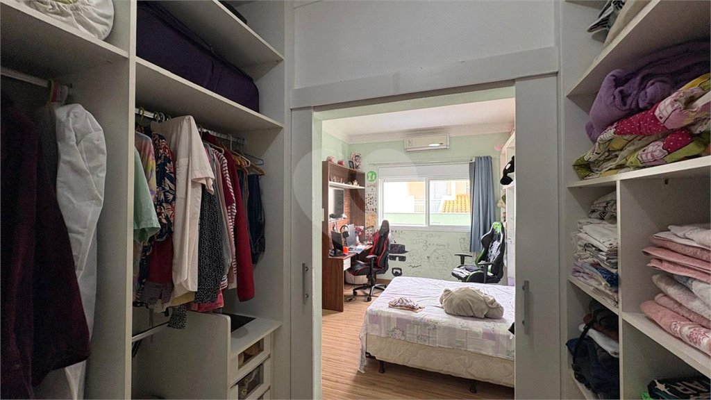Casa à venda com 3 suítes no condomínio Residencial Villa dos Inglezes, Sorocaba - SP