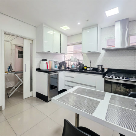 Apartamento à venda com 3 quartos, sendo 1 suíte, em Jardim Paulista, São Paulo, SP