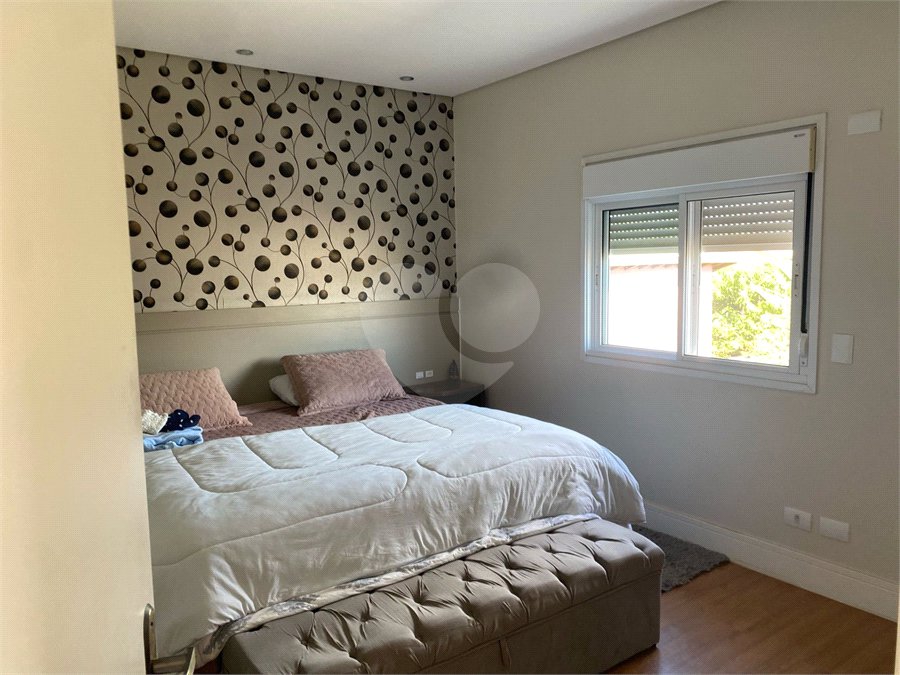 Casa à venda com 4 quartos, sendo 3 suítes, no condomínio Primavera, Salto - SP