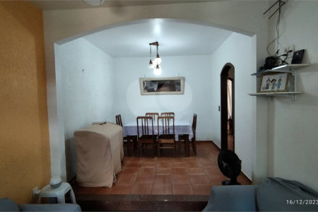 Casa à venda com 2 quartos em Vila Paulista, Mogi das Cruzes, SP