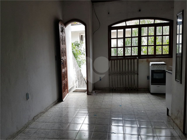 Sobrado à venda com 3 quartos, sendo 2 suítes,  em Brooklin, São Paulo, SP