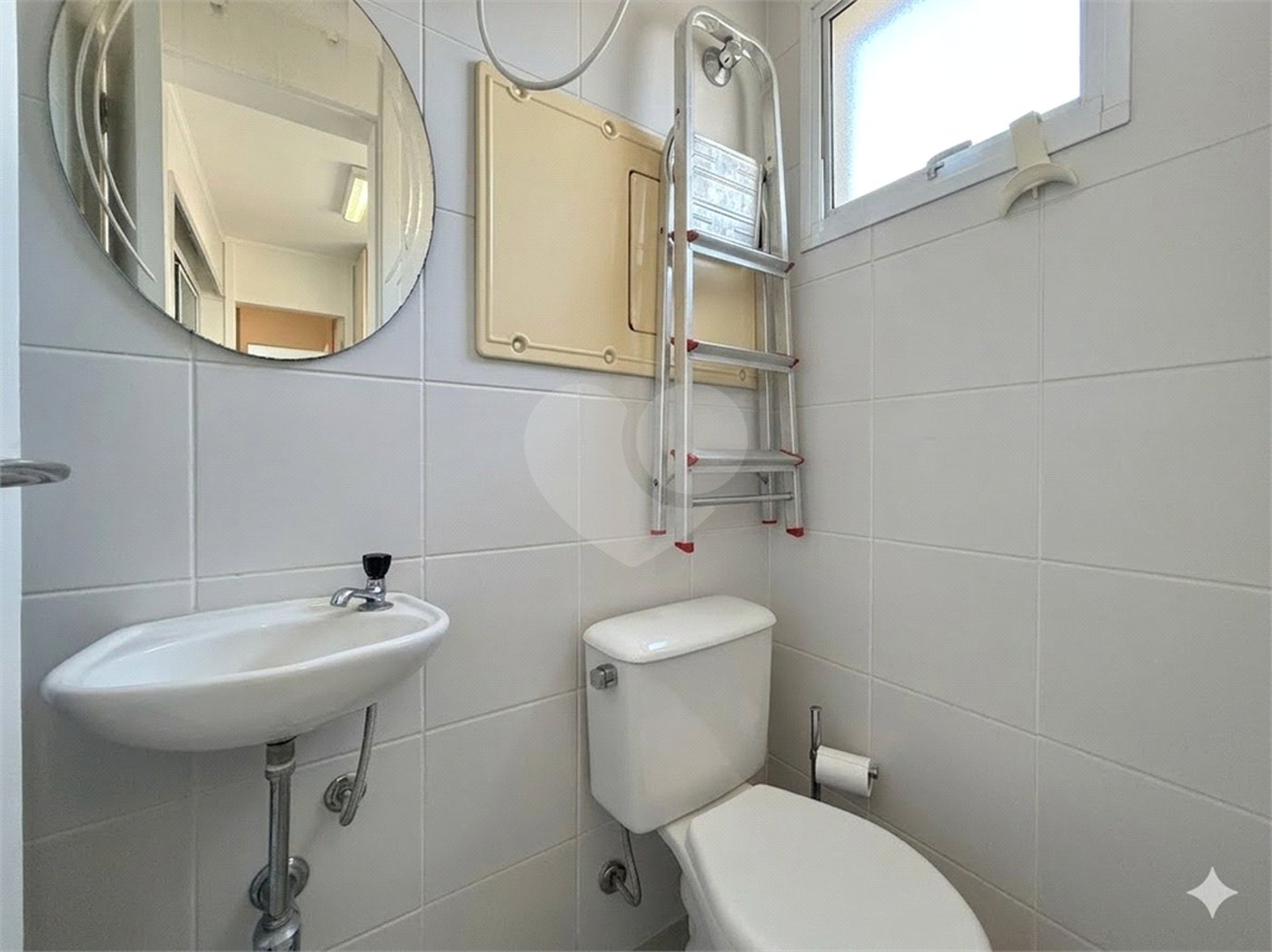 Apartamento à venda com 3 quartos, sendo 1 suíte, em Jardim Marajoara, São Paulo, SP