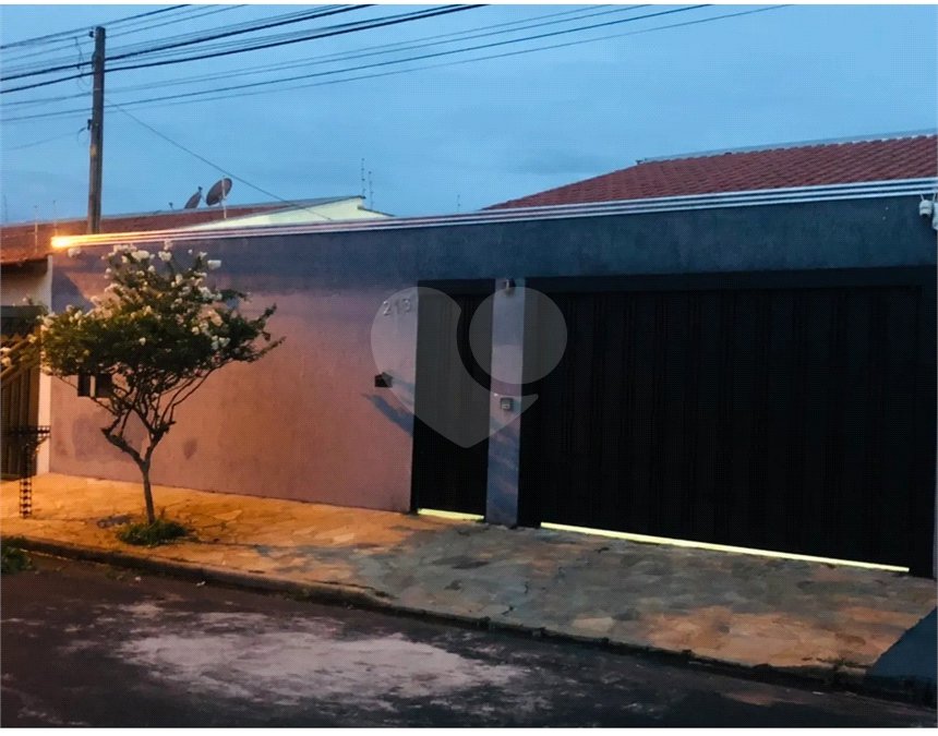 Casa à venda com 3 quartos, sendo 1 suíte,  em Parque Residencial Cândido Portinari, Ribeirão Preto, SP