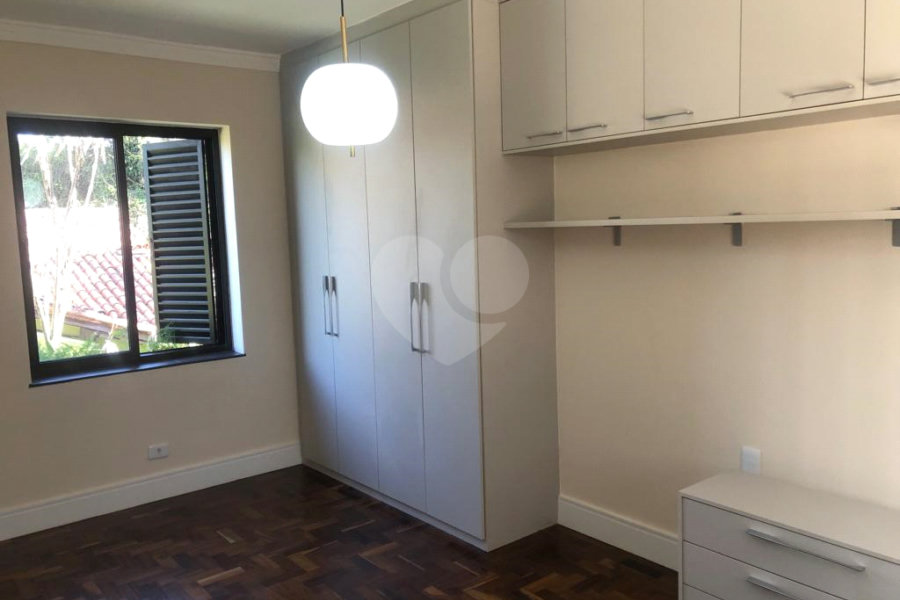 Casa à venda com 4 quartos, sendo 2 suítes,  em Horto Florestal, São Paulo, SP