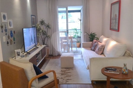 Apartamento à venda com 2 quartos, sendo 1 suíte, em Vila Pompéia, São Paulo, SP
