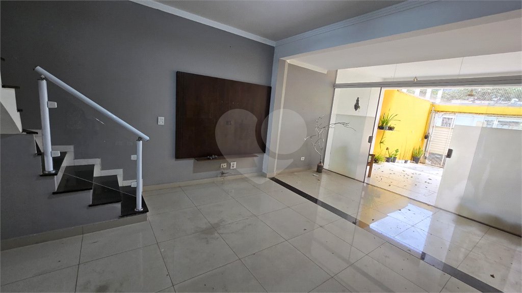 Sobrado à venda com 3 quartos, sendo 1 suíte, em Vila Clarice, São Paulo, SP