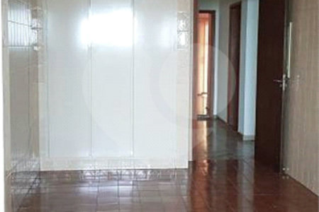 Apartamento no Condomínio Torello Dinucci