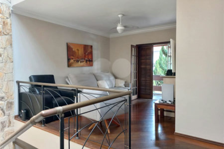 Casa à venda com 3 suítes em Parque Monte Alegre, Taboão da Serra, SP