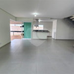 Casa à venda com 4 suítes no condomínio Santa Isabel I, Louveira - SP