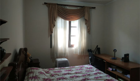 Casa Térrea à venda com 3 quartos, sendo 1 suíte,  em Interlagos, São Paulo, SP