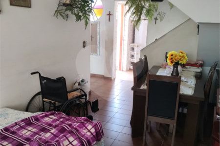 Sobrado à venda com 3 quartos no Centro, Jarinu, SP