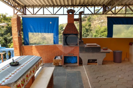 Chácara à venda com 5 quartos, sendo 1 suíte, em Vitória Régia, Atibaia, SP