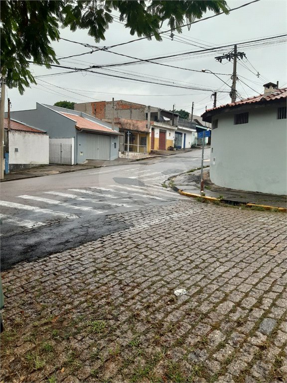 Casa à venda com 3 quartos, sendo 1 suíte, em Jardim São Judas Tadeu, Salto, SP