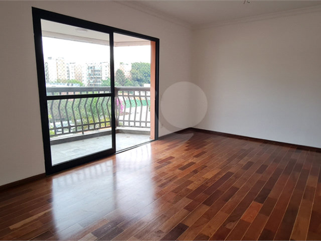 Apartamento para alugar com 3 quartos, sendo 1 suíte,  em Chácara Santo Antônio, São Paulo, SP