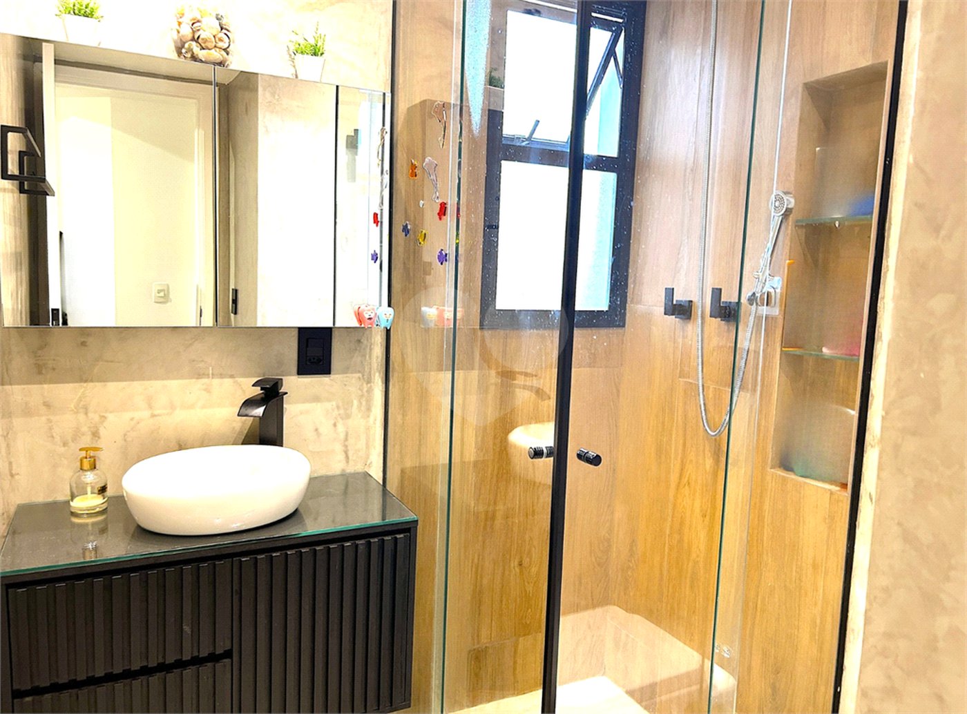 Apartamento à venda com 3 suítes em Campo Belo, São Paulo, SP
